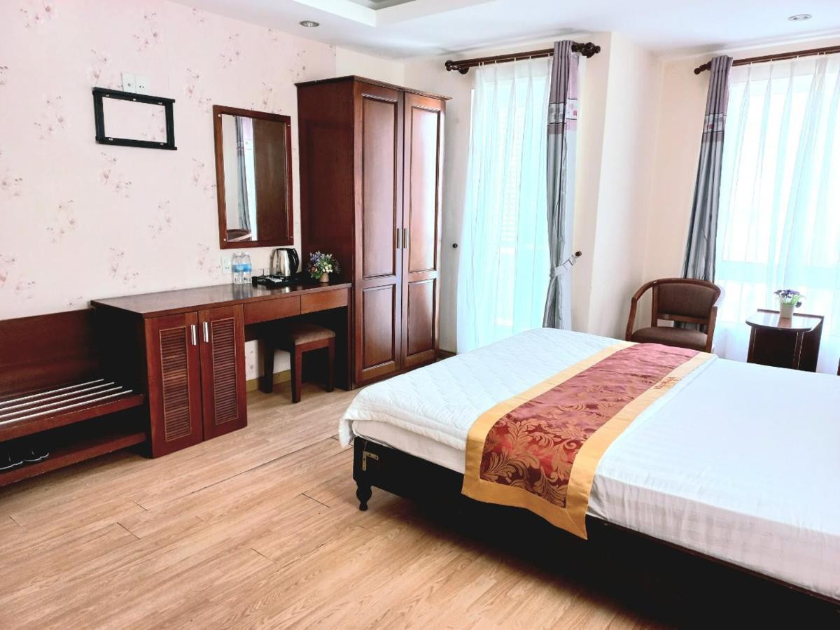 Begonia Hotel Nha Trang Buitenkant foto